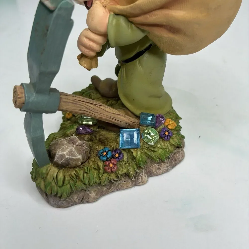 Disney Snow White & The Seven Dwarfs Part of  Desk Set Dopey Tape Dispenser 1999